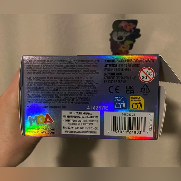 Bratziez Keychain Mystery Box - Picture 4 of 4